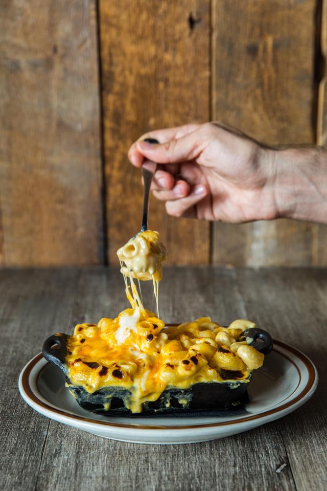 Phoebe's Mac N Cheese