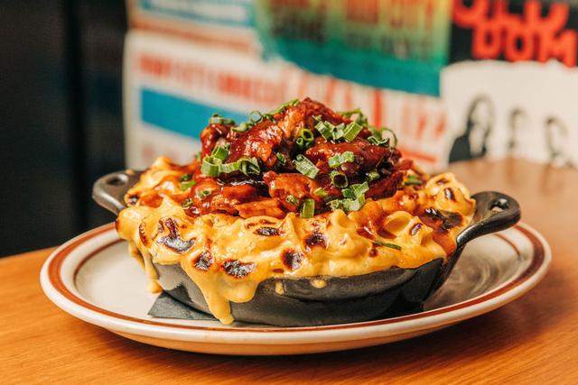 Baby Back Mac 'n' Cheese